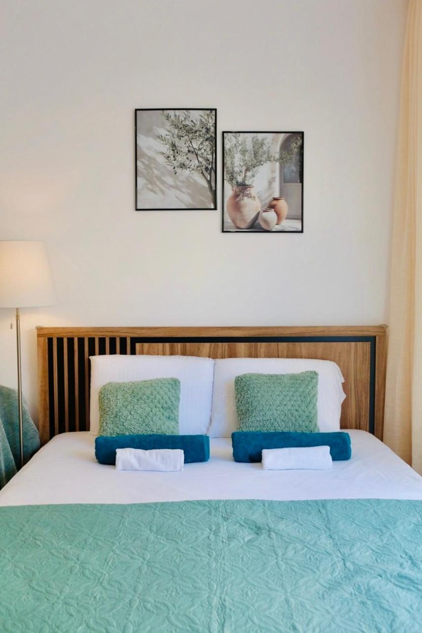 Apartment Cozy With Pool,great For Couples & Families, Center Paphos